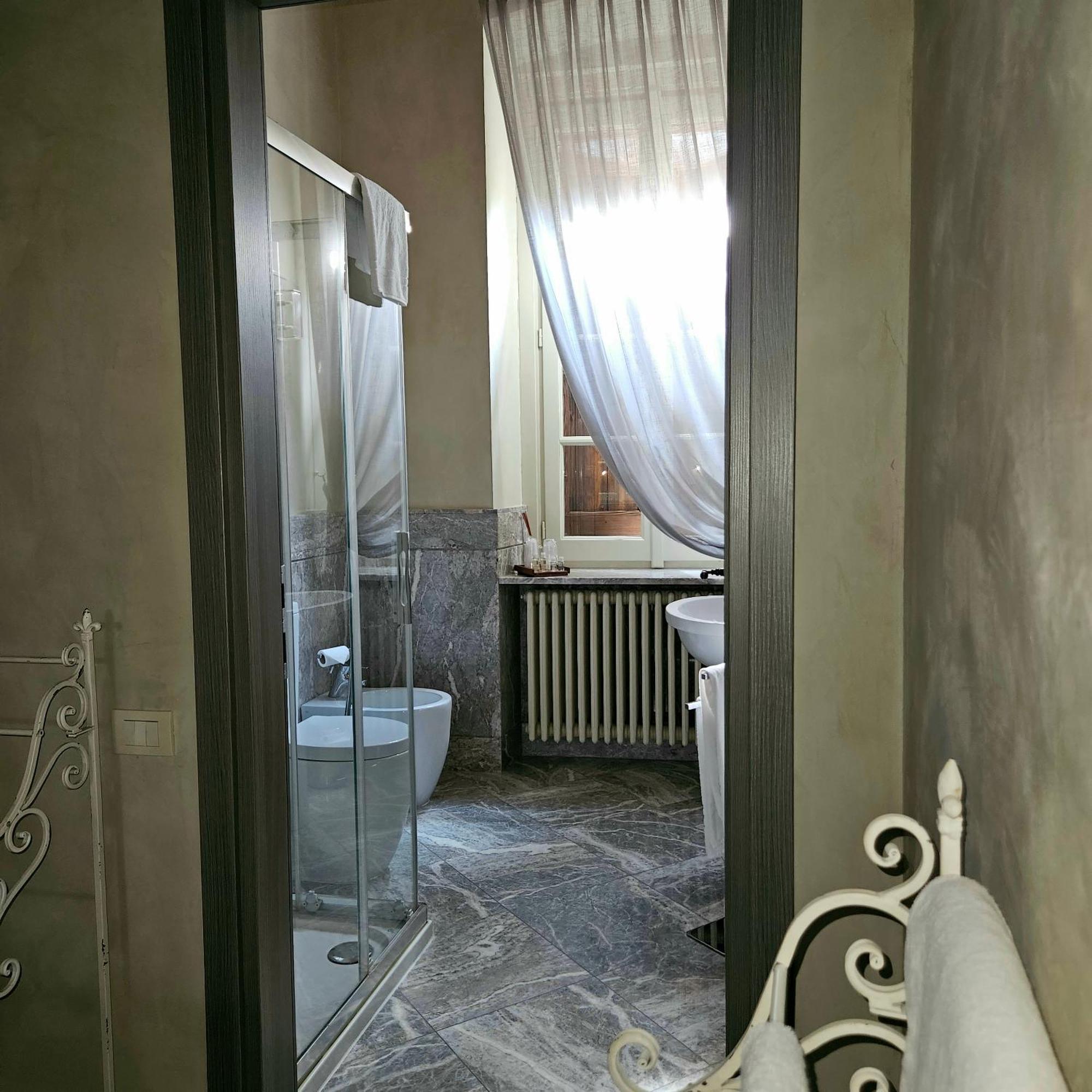 B&B Dimora Delle Donnole Bergamo Alta Exteriér fotografie
